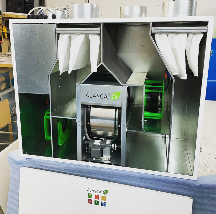 Приточно-вытяжная установка с рекуперацией тепла Alasca RR400V EC